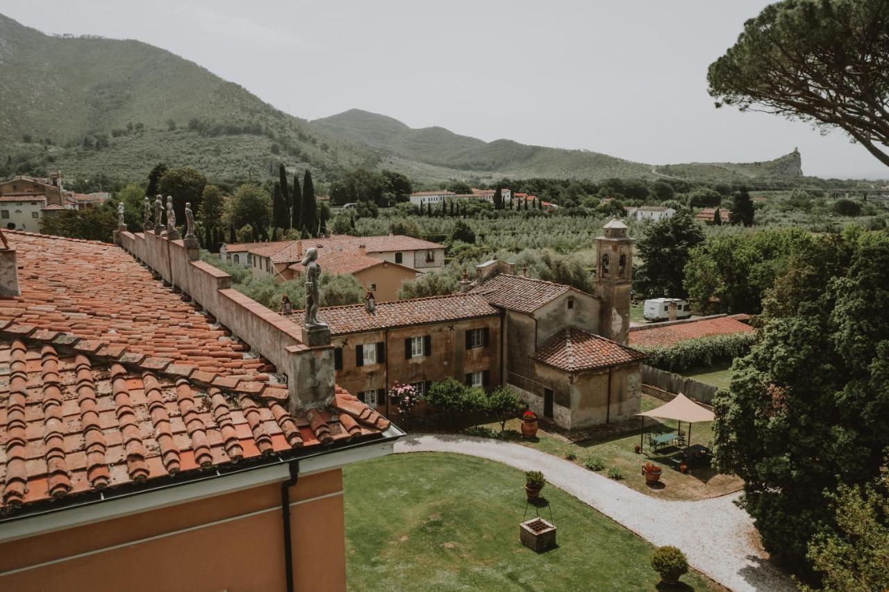 קאלצ'י Agriturismo Villa Rosselmini מראה חיצוני תמונה